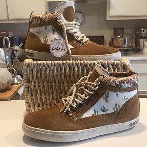 Inkkas Prickly Camping Boot